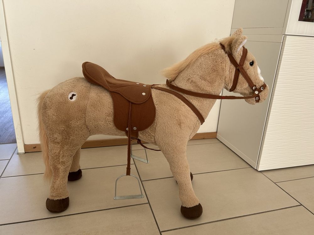 Rozkošná plyšová poníková figurka